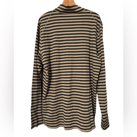 Patagonia Men’s Merino Striped Quarter-Zip Pullover in - Picture 3 of 5